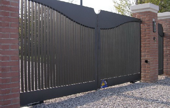 Купить новые ворота Абакан откатные в Солнечногорске по цене от 83432 руб